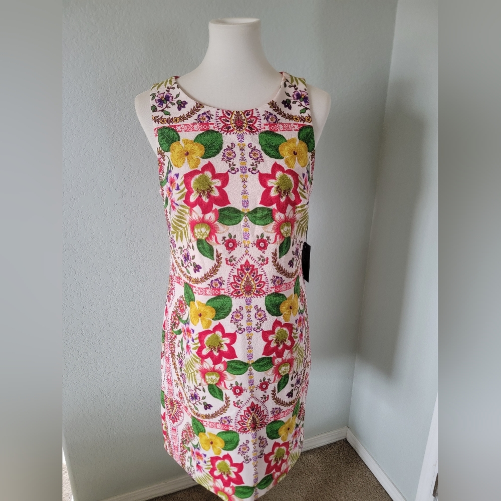 Vince Camuto Shift